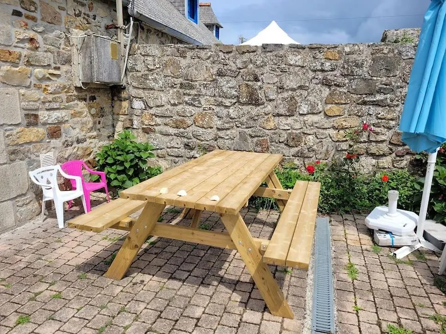 Holiday home Chaleureux Penty, Bord De Mer, Pointe De Dinan Crozon