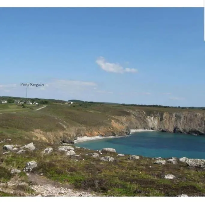 Chaleureux Penty, Bord De Mer, Pointe De Dinan Crozon 0*,  France